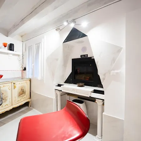 Luxury Venetian